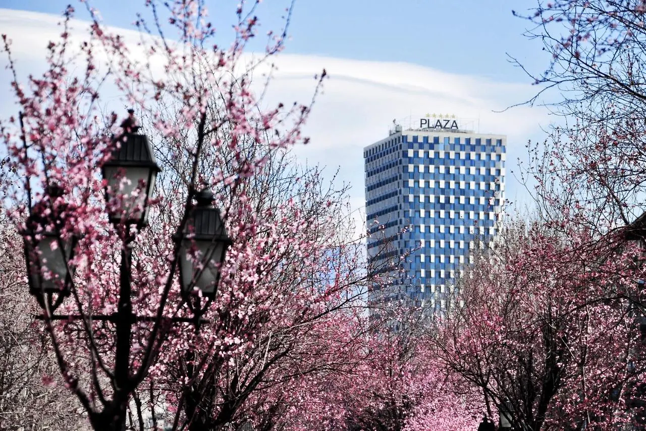 *****  Maritim Hotel Plaza Тирана Албания